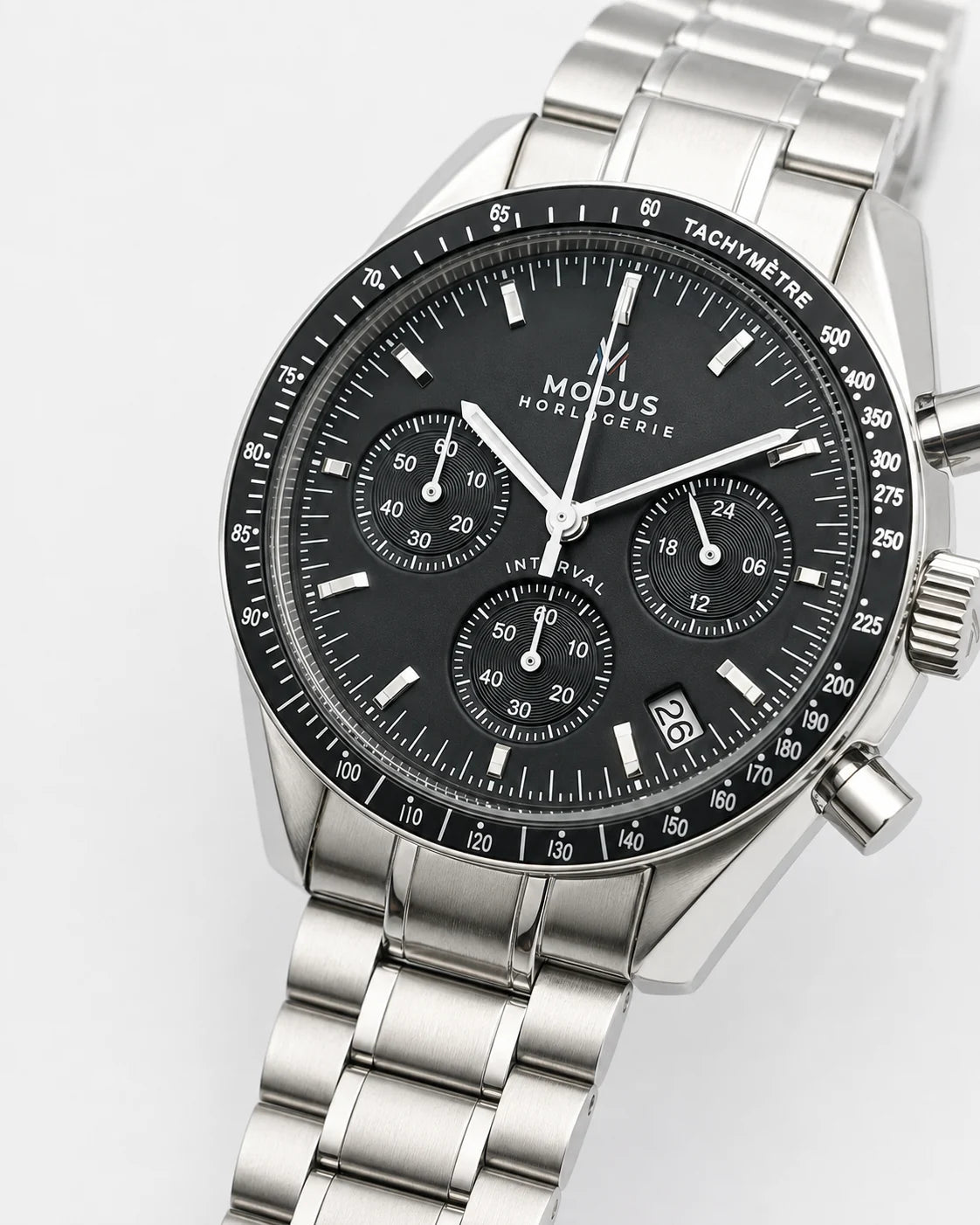 COSMOS · Chronographe · Anthracite — trois quarts, lunette tachymètre et bracelet acier