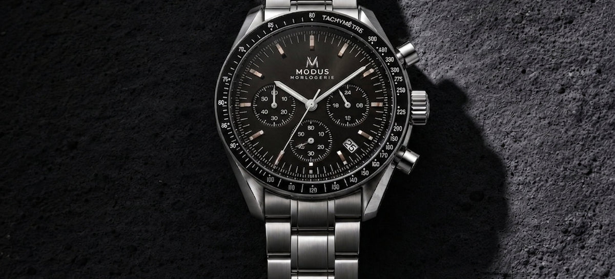Chronographe Cosmos de Modus Horlogerie sur fond minéral
