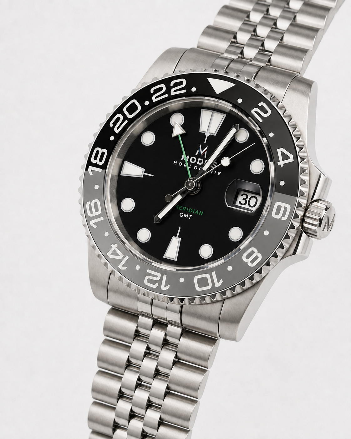 MERIDIAN-06 Noir, montre automatique GMT acier, lunette noire, aiguille 24 h verte — Modus Horlogerie